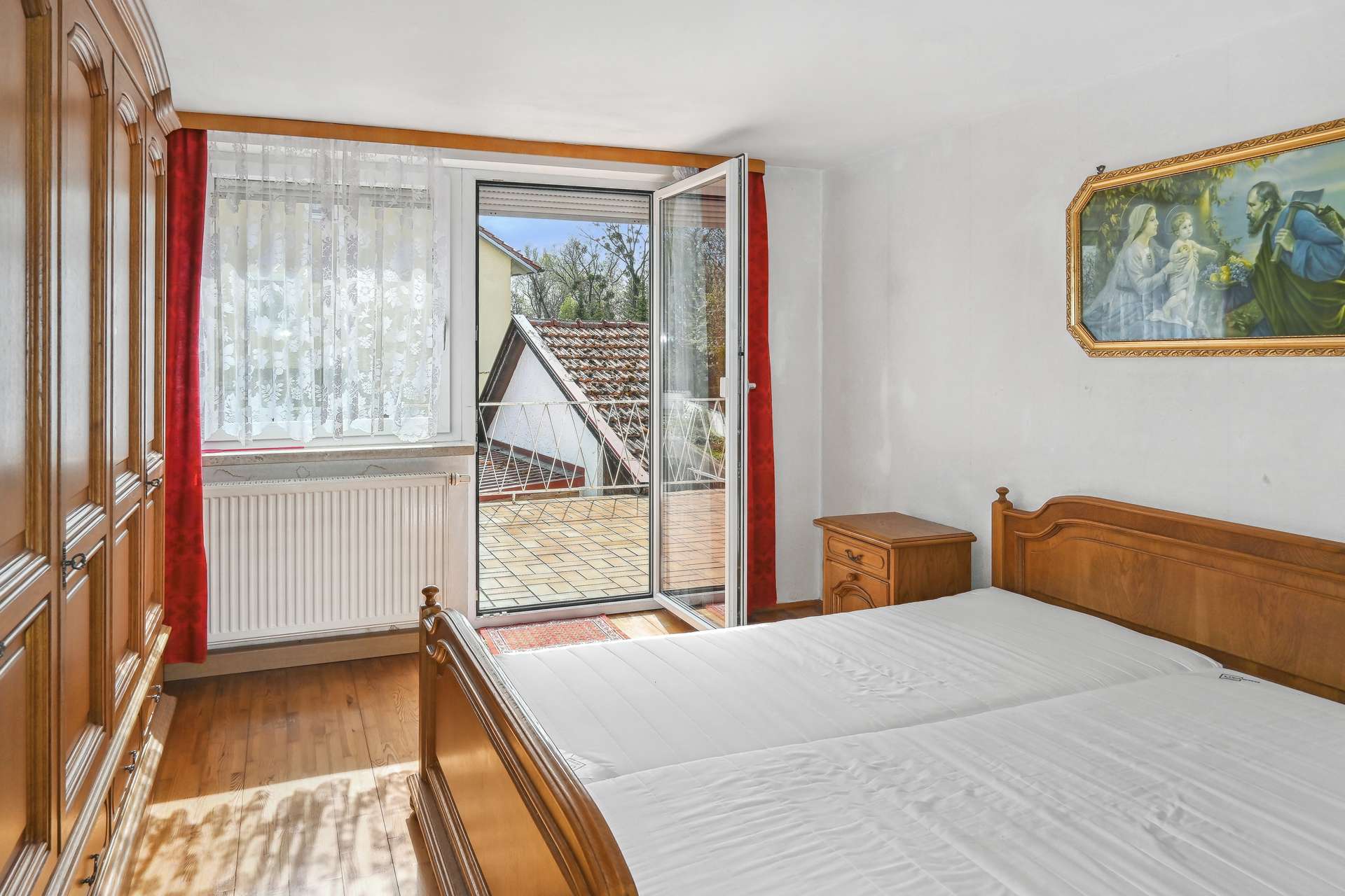 Haus mit Dachterrasse und Garten in Dorfrandlage! in Osterhofen