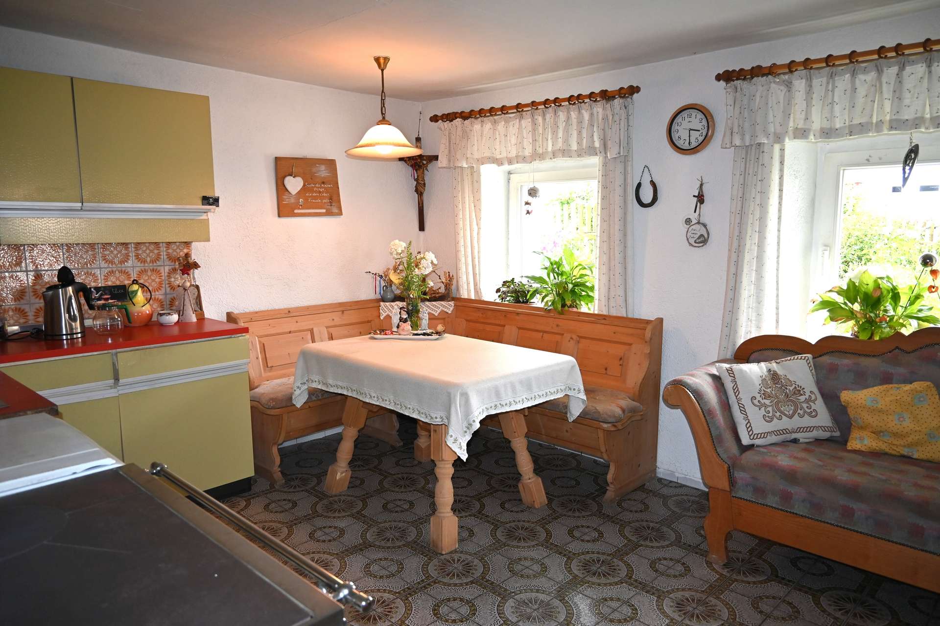 Uriges Bauernhaus mit Stall und Stadl! Landwirtschaftsfläche inklusive! in Perlesreut
