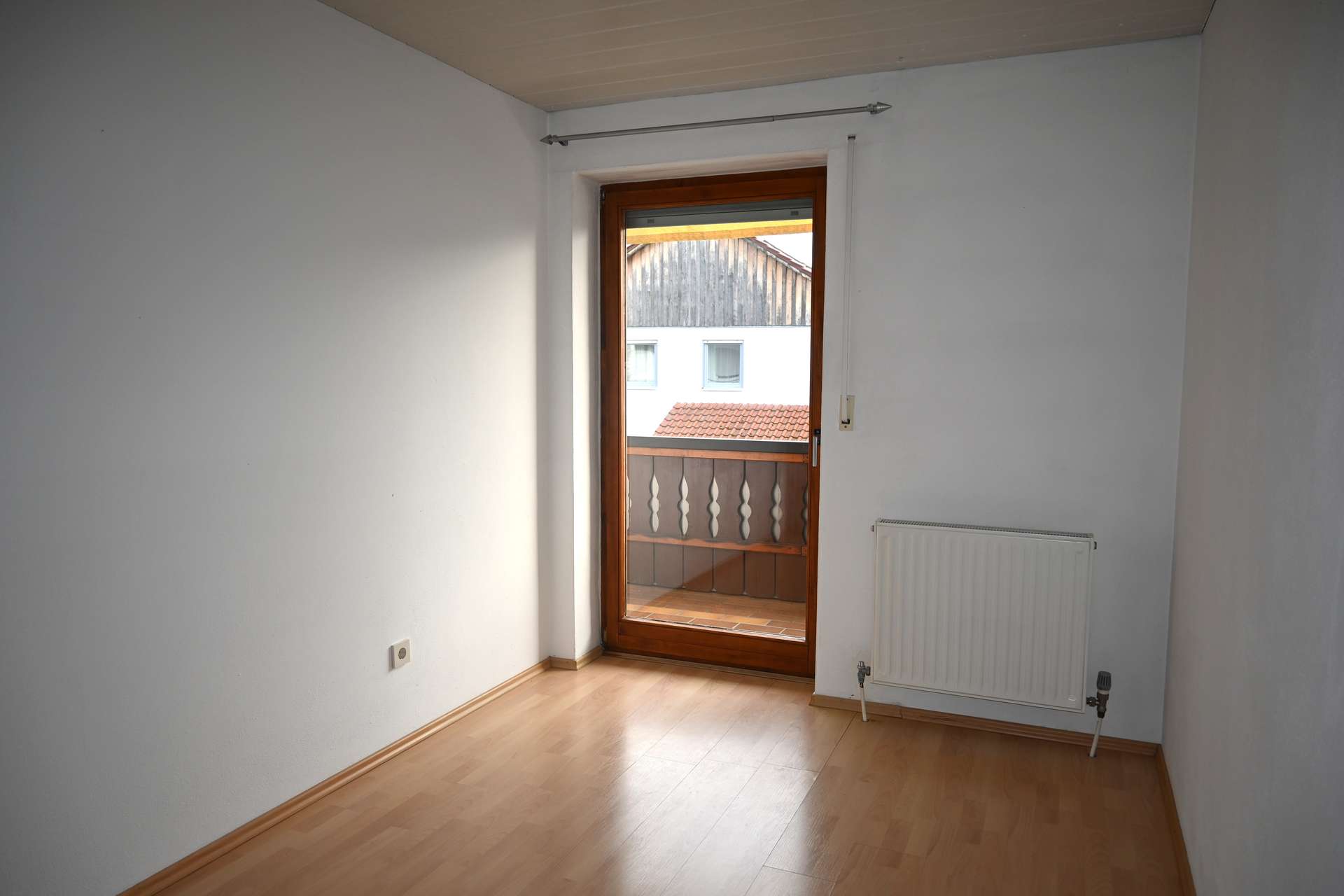 Geräumiges Reihenmittelhaus mit Garage und Garten - nur 298.000 EUR! in Pocking