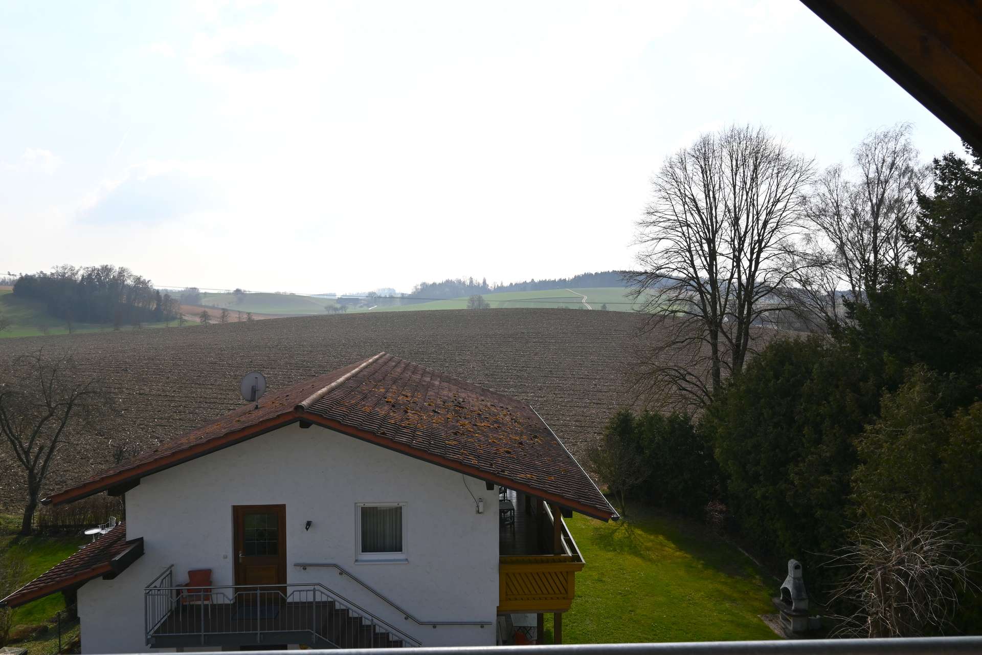 Penthouse-Feeling: Exklusive 74 m²-Atelierwohnung mit Blick ins Grüne - 189.000 EUR! in Aidenbach