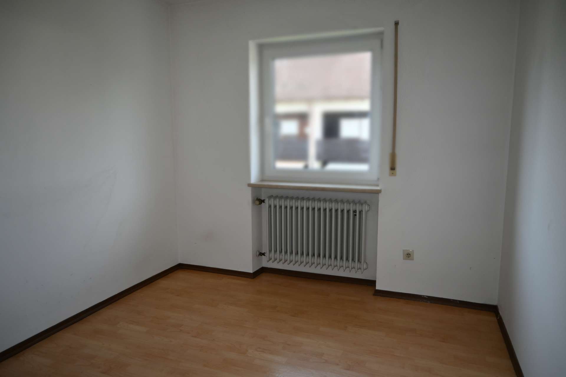 Doppelhaushälfte mit Garten in Siedlungslage - nur 288.000 EUR! in Pocking