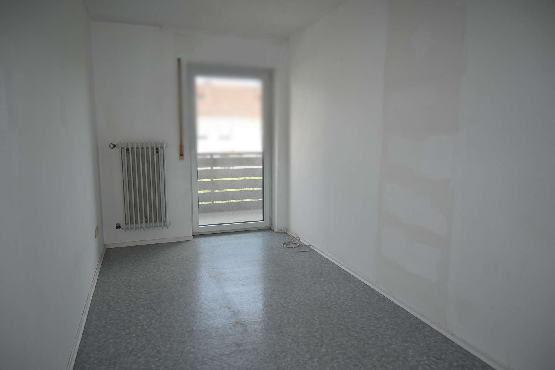 Doppelhaushälfte mit Garten in Siedlungslage - nur 288.000 EUR! in Pocking